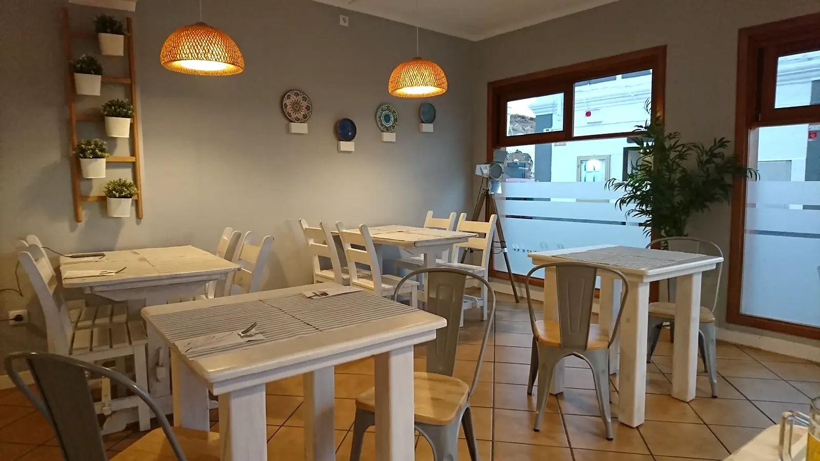 Salón de la pizzería Faufal Tarajalejo Salón de la pizzería Faufal Tarajalejo